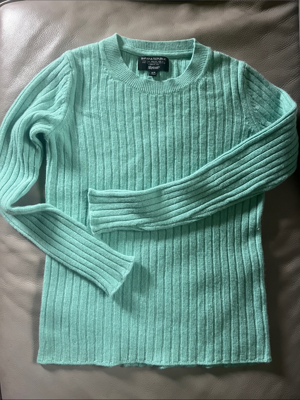 Banana Republic Merino Wool/Cashmere Blend Mint Green Ribbed Crewneck Sweater